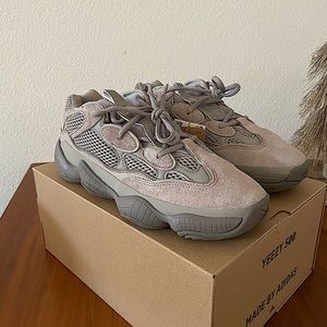 *SOLD* NWT - Yeezy 500 ‘Ash Grey’